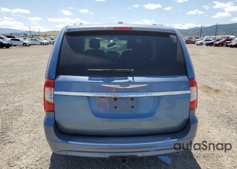 2011 Chrysler Town & Country Touring L z USA, uszkodzony, nr VIN 2A4RR8DG3BR746710